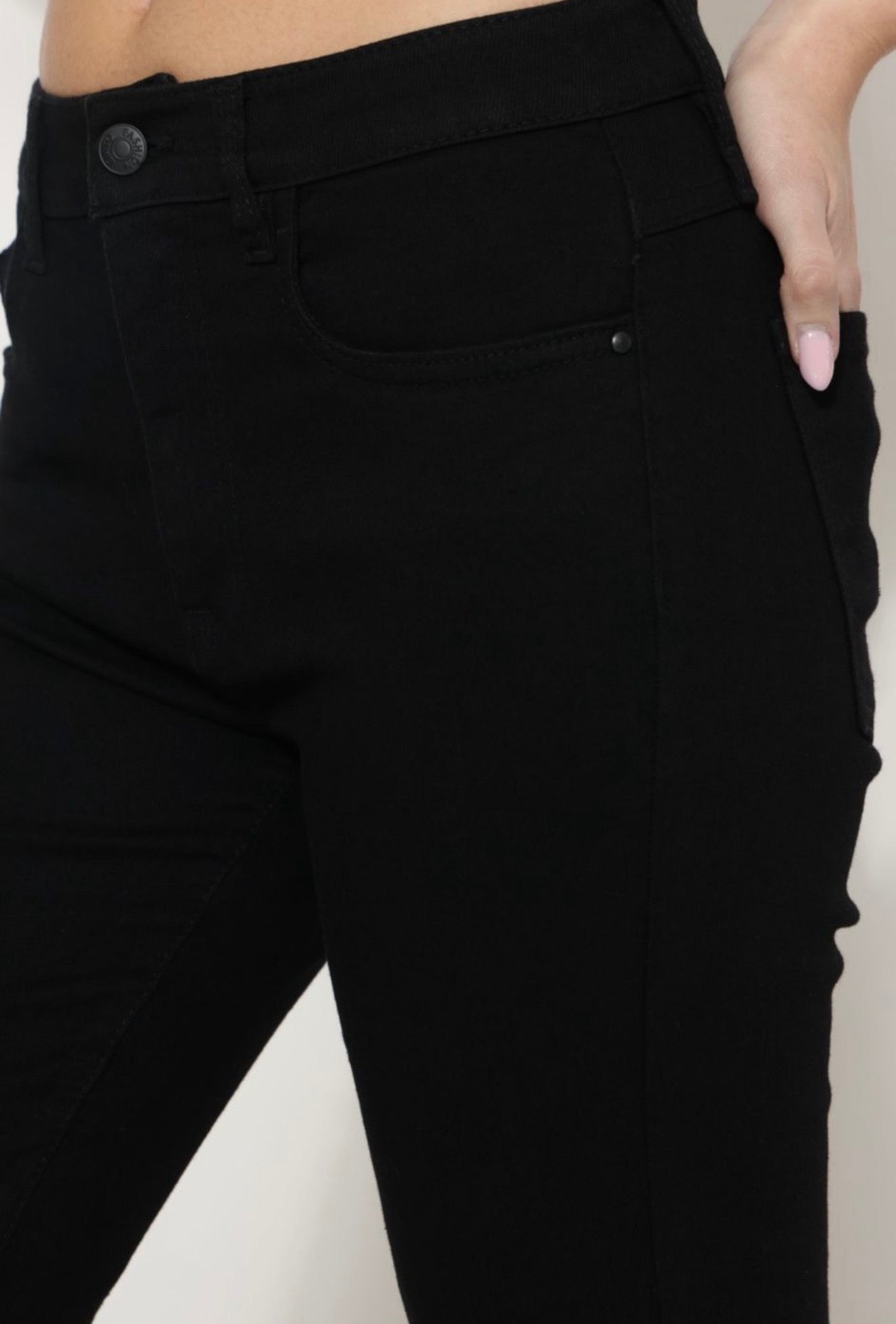 מכנס זוריה