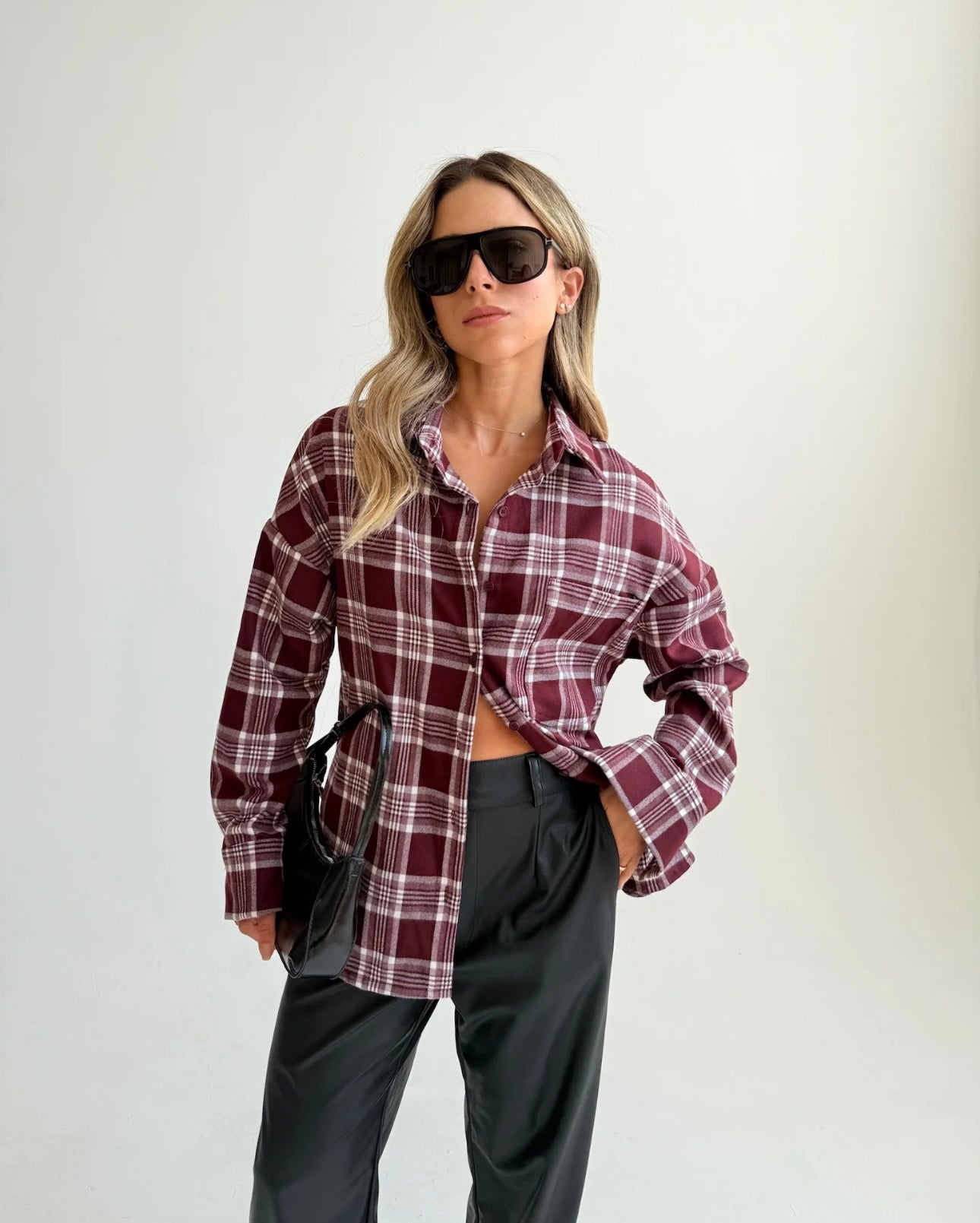 מכופתרת סטיב